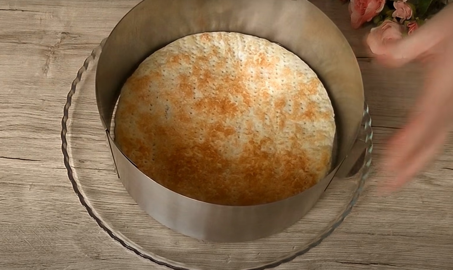 Най-вкусната торта със сметана и кисело мляко. Който опита, повтаря и ...